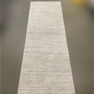 Elegant Cream & White Striped Runner Rug (2’2”x6’)